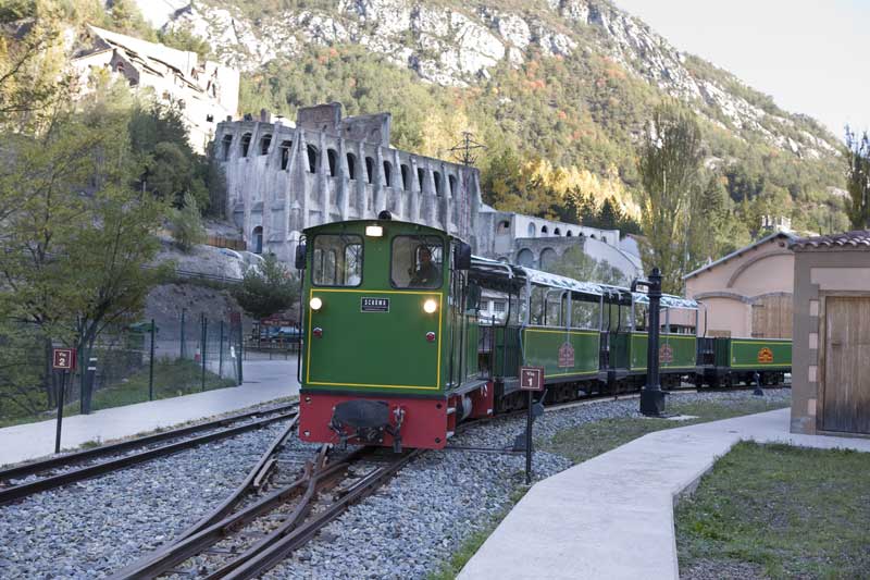Tren-Ciment-2.jpg