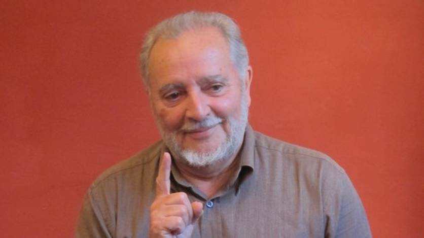 Julio-Anguita-referente-operacion-politica_TINVID20120617_0009_3.jpg