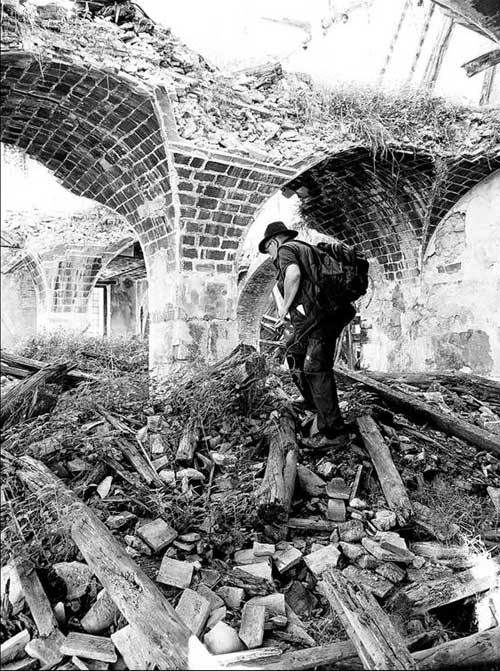 ABANDONO-MORABITO.jpg