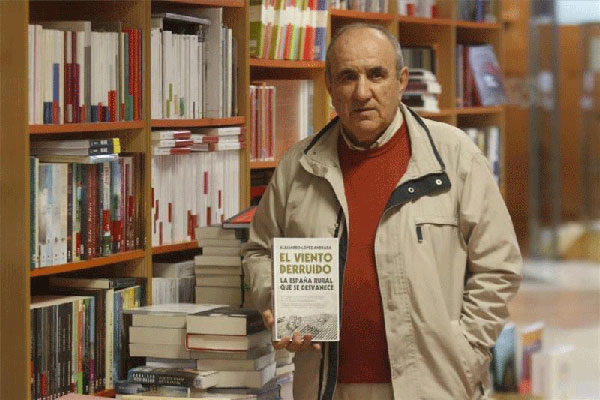 Lopez-Andrada2.jpg
