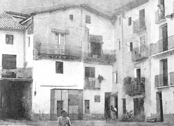 huyendo (2).jpg
