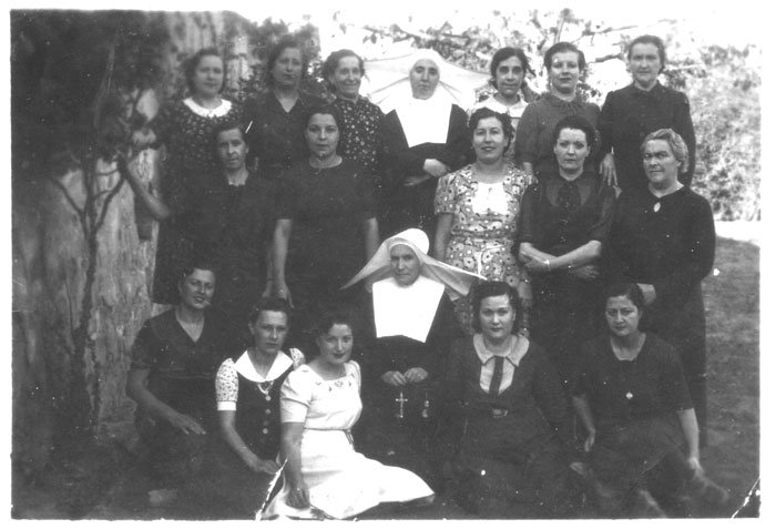 7-CAP-6-Grupo-Crcel-monjas.jpg