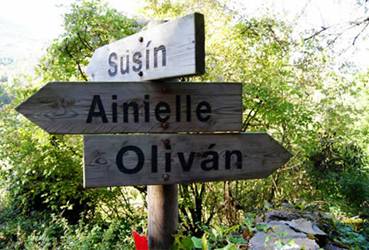 Ainielle-senda-amarilla-carteles.jpg