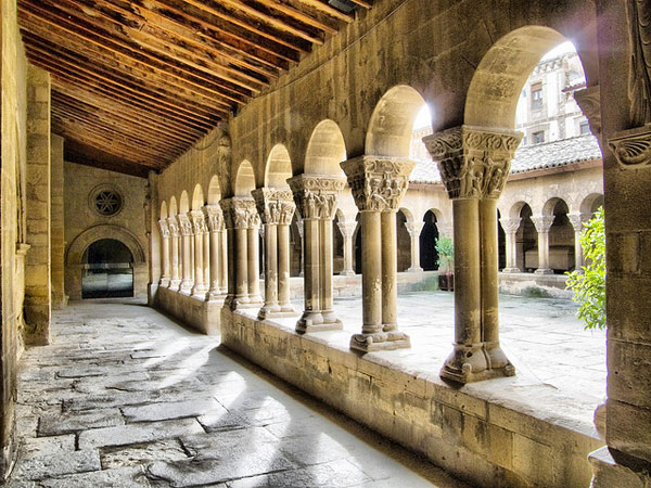 monasterio-san-pedro-el-vie.jpg