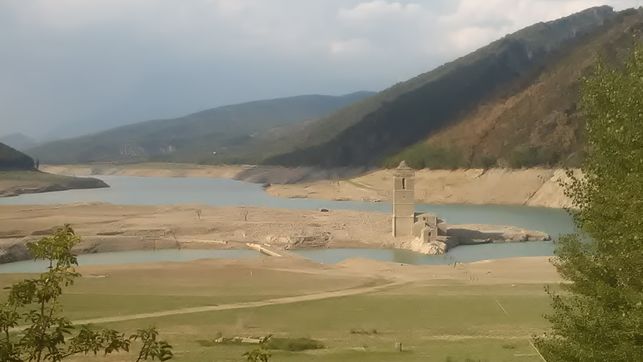 Embalse-Mediano-Huesca-pasado-septiembre_EDIIMA20160911_0068_19.jpg